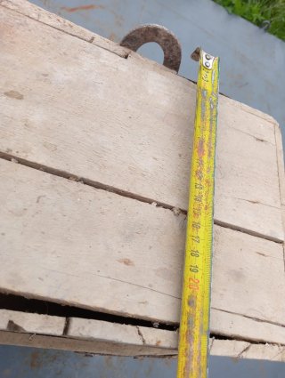 Caja de madera antigua