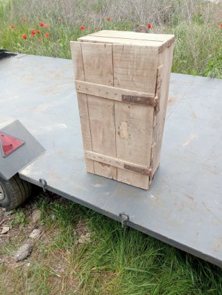 Caja de madera antigua