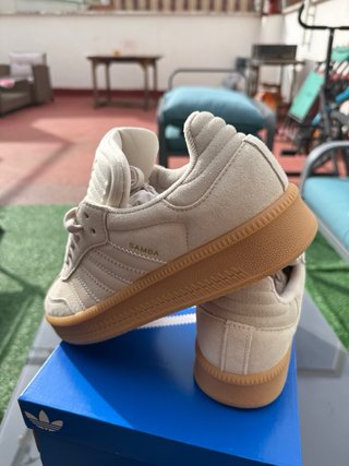 Zapatillas Adidas Samba XLG Talla 42 Beige