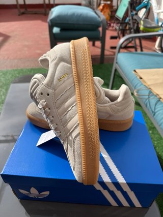 Zapatillas Adidas Samba XLG Talla 42 Beige