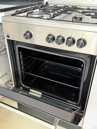 Horno Monoblock Beko con Fogones