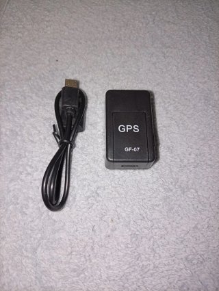 Localizador GPS GF-07 con Cable USB