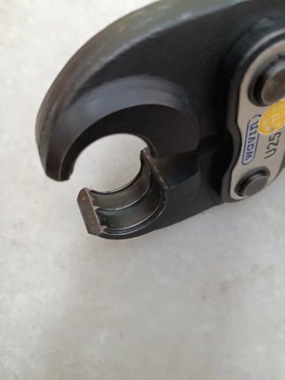 PINZA MULTICAPA U25