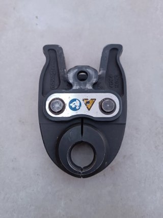 PINZA MULTICAPA U25