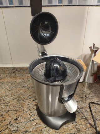 Exprimidor eléctrico HKoenig 800ml