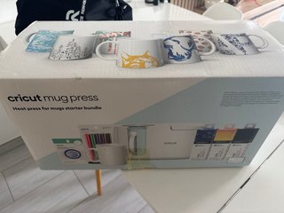 Cricut Mug Press Starter Bundle