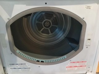 Secadora Indesit.