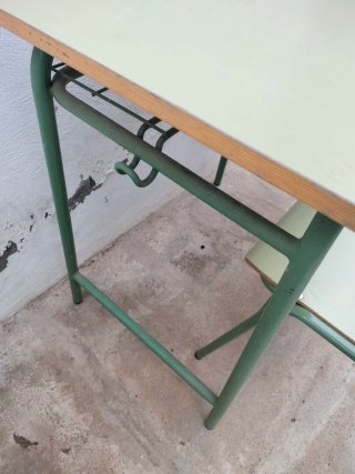 Pupitre y silla colegio verde