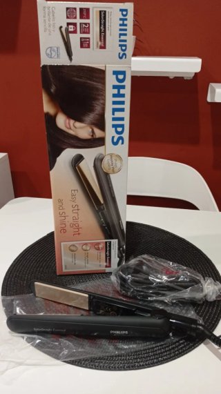 Plancha de pelo Philips SalonStraight Essential