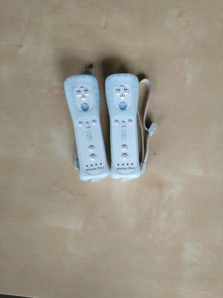 2 Mandos Nintendo Wii