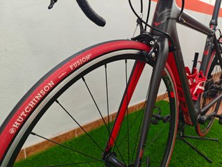 Bicicleta carretera con acoples aero