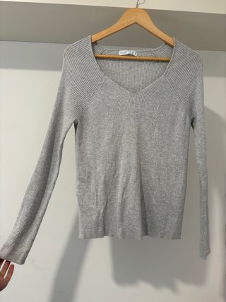 Camiseta gris de manga larga NUEVA