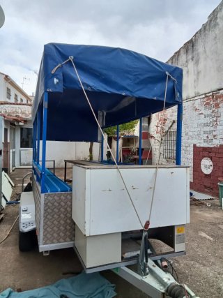 Se alquila carriola para romerias.