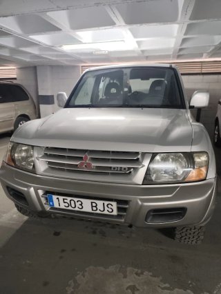 Mitsubishi Montero 2001