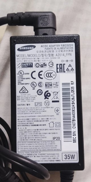 Pantalla LG Negra