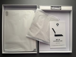 Funda Teclado Qwerty Español iPad 10 Gen (10,9”)