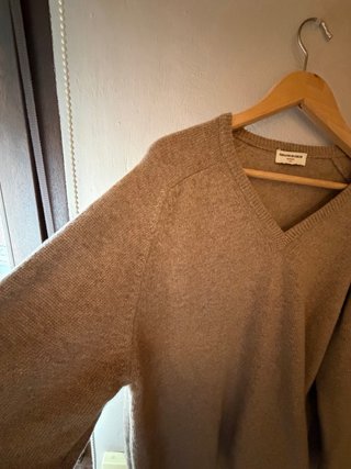 Jersey de lana marrón V-neck
