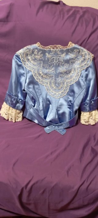 Corpiño Fallera Azul de raso lo vendo con pico