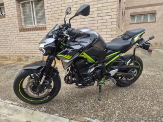 Kawasaki Z900 A2 (Deslimitada)