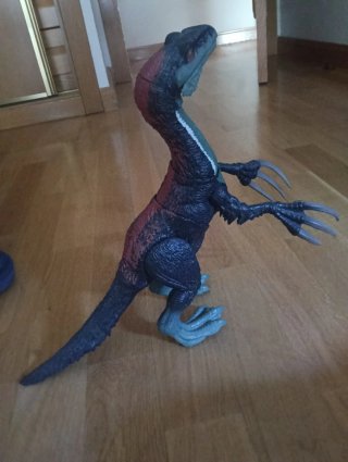 Dinosaurio Jurassic World Therizinosaurio sin uso