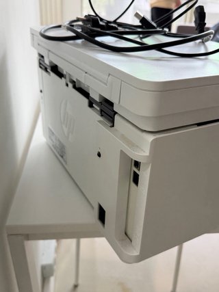 Stampante multifunzione HP bianca