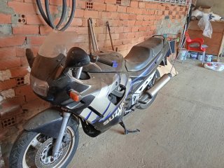 Suzuki GSX750F - Moto Negra/Gris,despieze