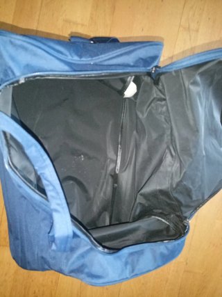 Bolsa de viaje o deporte azul