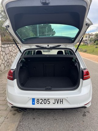 Volkswagen Golf VII 2.0 TDI DSG Rline