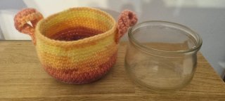 Cesta tejida a crochet multiusos