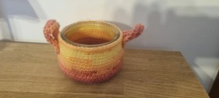 Cesta tejida a crochet multiusos