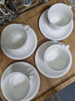 Juego 4 Tazas y Platos Porcelana
