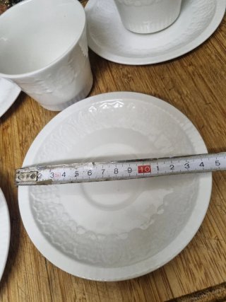 Juego 4 Tazas y Platos Porcelana