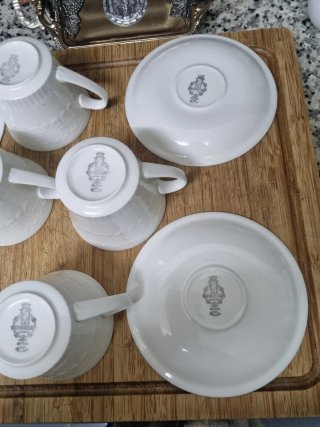 Juego 4 Tazas y Platos Porcelana