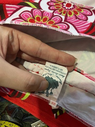 Traje Flamenca Flores Rojo y Fuscia