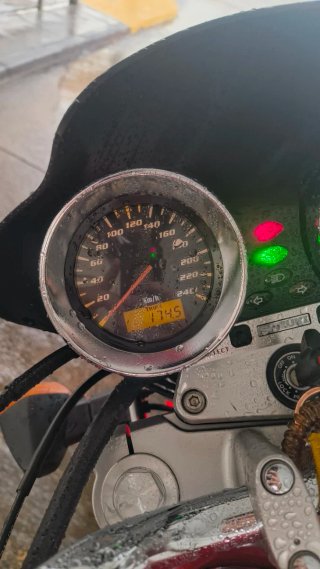 Suzuki Bandit 600 Roja