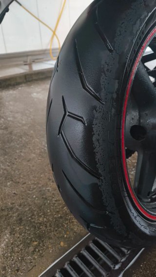 Suzuki Bandit 600 Roja