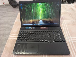 Sony VAIO Portátil Negro con CD