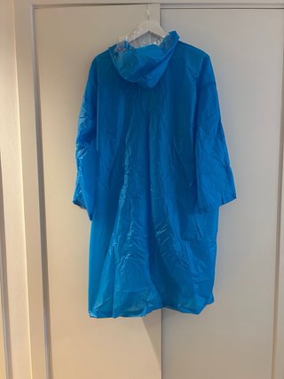 Chubasquero azul talla única