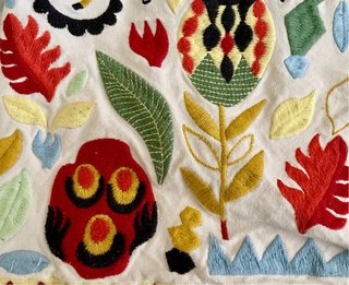 Fodera cuscino ricamata folk