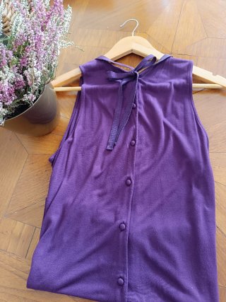 Top Tintoretto pedrería morado