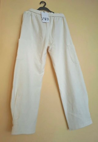 Pantalón Zara beige niña 11-12 años
