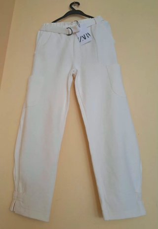 Pantalón Zara beige niña 11-12 años