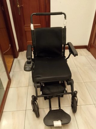 Silla eléctrica sin usar ,solo se probó y se guard