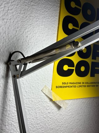 Lámpara de escritorio flexo