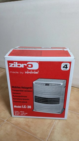 Estufa Parafina Electrónica Toyotomi LC-30
