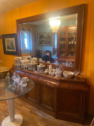 Mueble Aparador Madera y Cristal