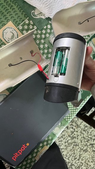 3 Cámaras “falsas” con sensor solar.