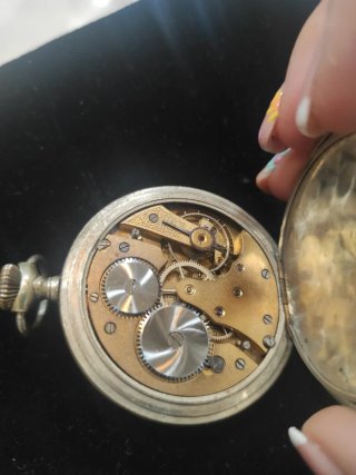 Reloj de bolsillo antiguo