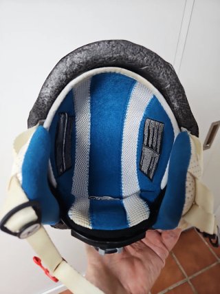 Casco infantil ROSIGNOL Minions. Talla XS