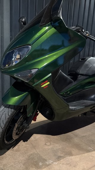 Yamaha TMAX 2006 Verde 72.000 km